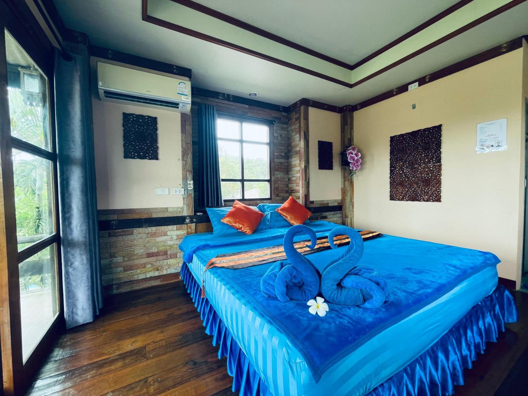Markhouse Bungalow Ko Kut エクステリア 写真