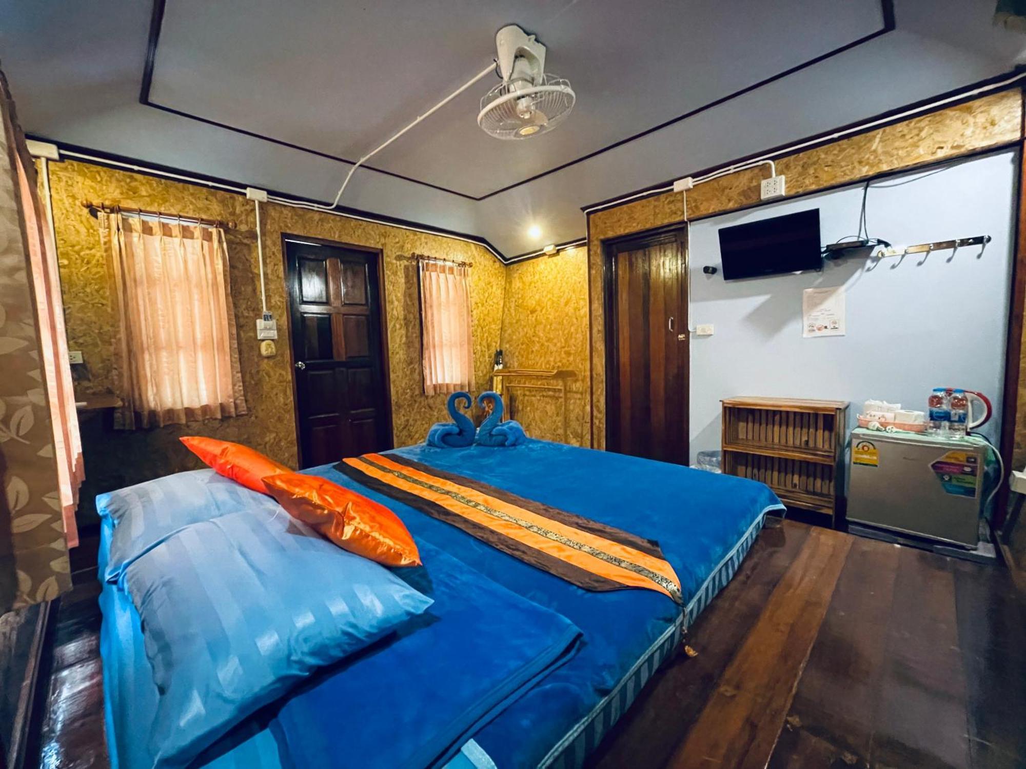 Markhouse Bungalow Ko Kut エクステリア 写真