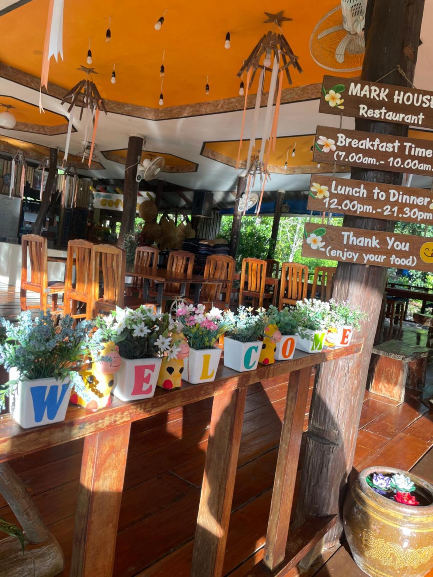 Markhouse Bungalow Ko Kut エクステリア 写真
