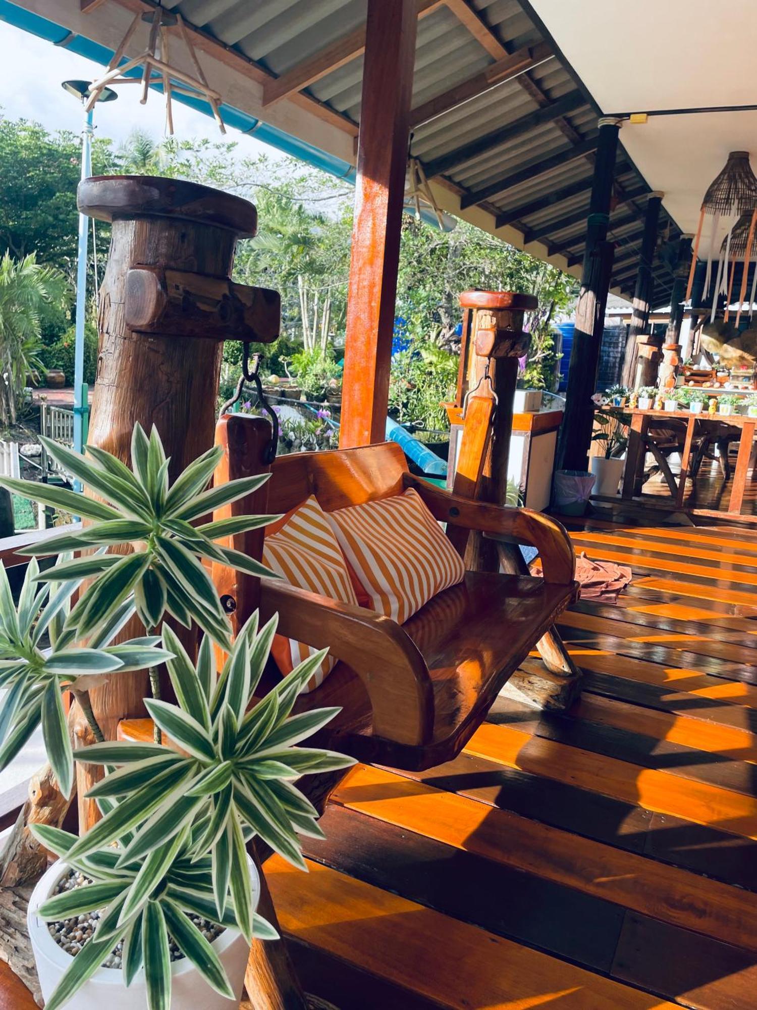 Markhouse Bungalow Ko Kut エクステリア 写真