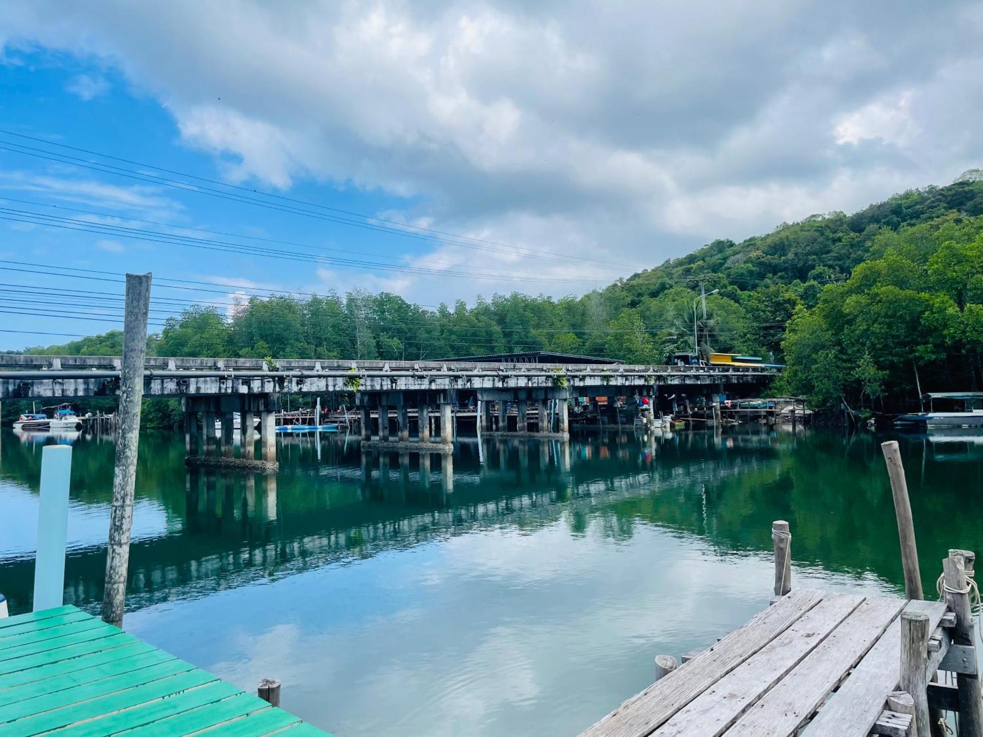 Markhouse Bungalow Ko Kut エクステリア 写真
