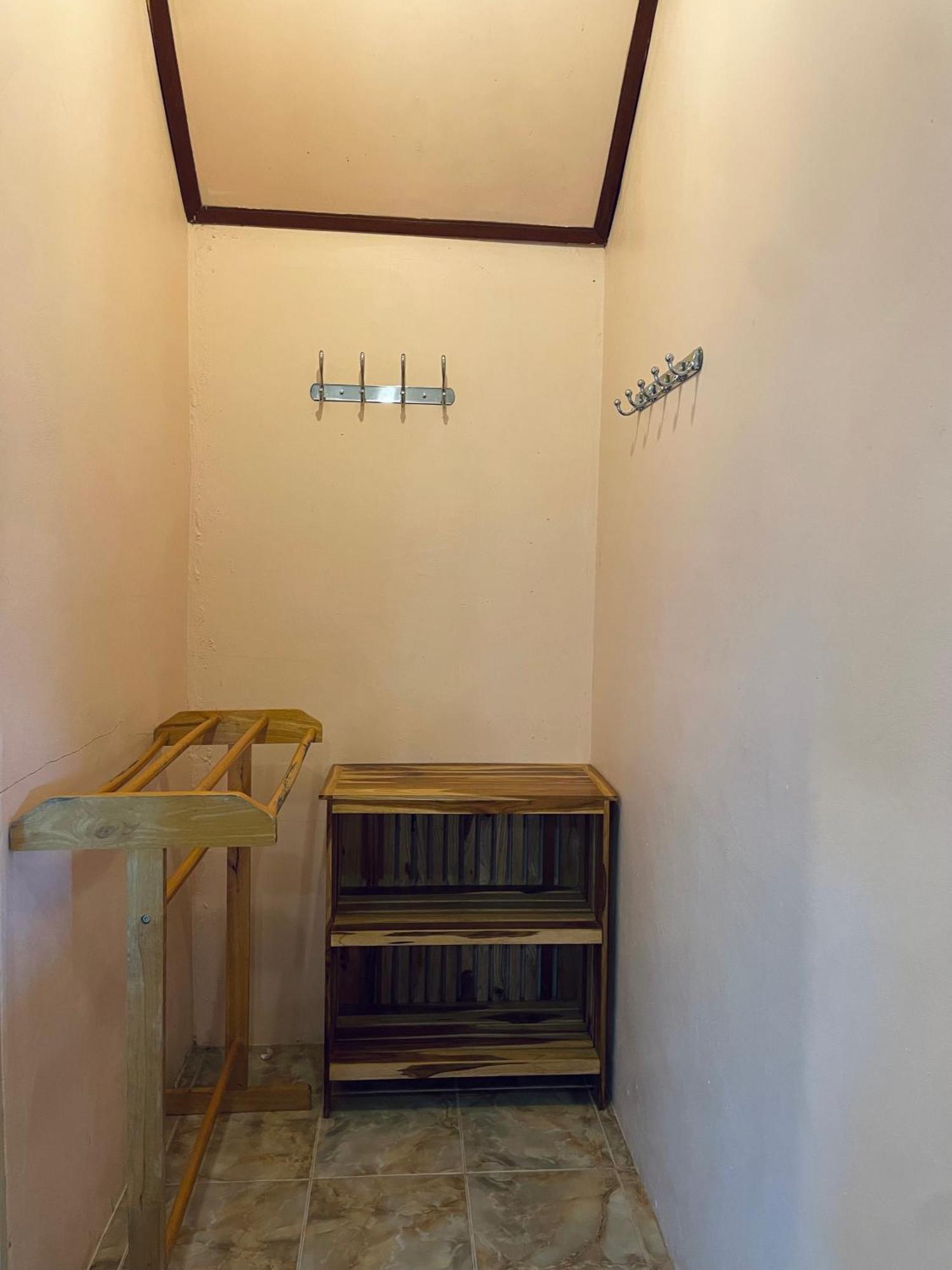 Markhouse Bungalow Ko Kut エクステリア 写真