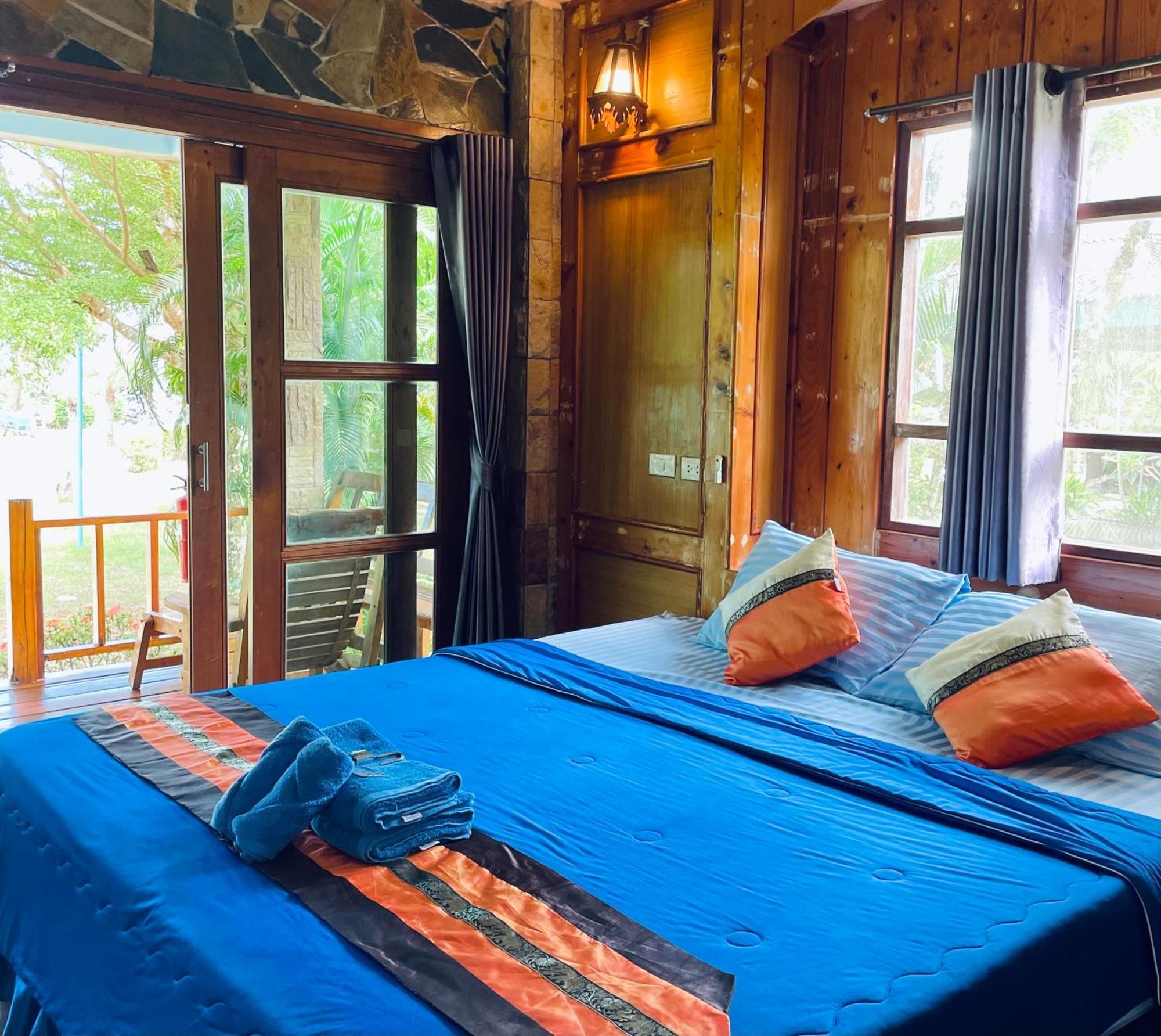 Markhouse Bungalow Ko Kut エクステリア 写真