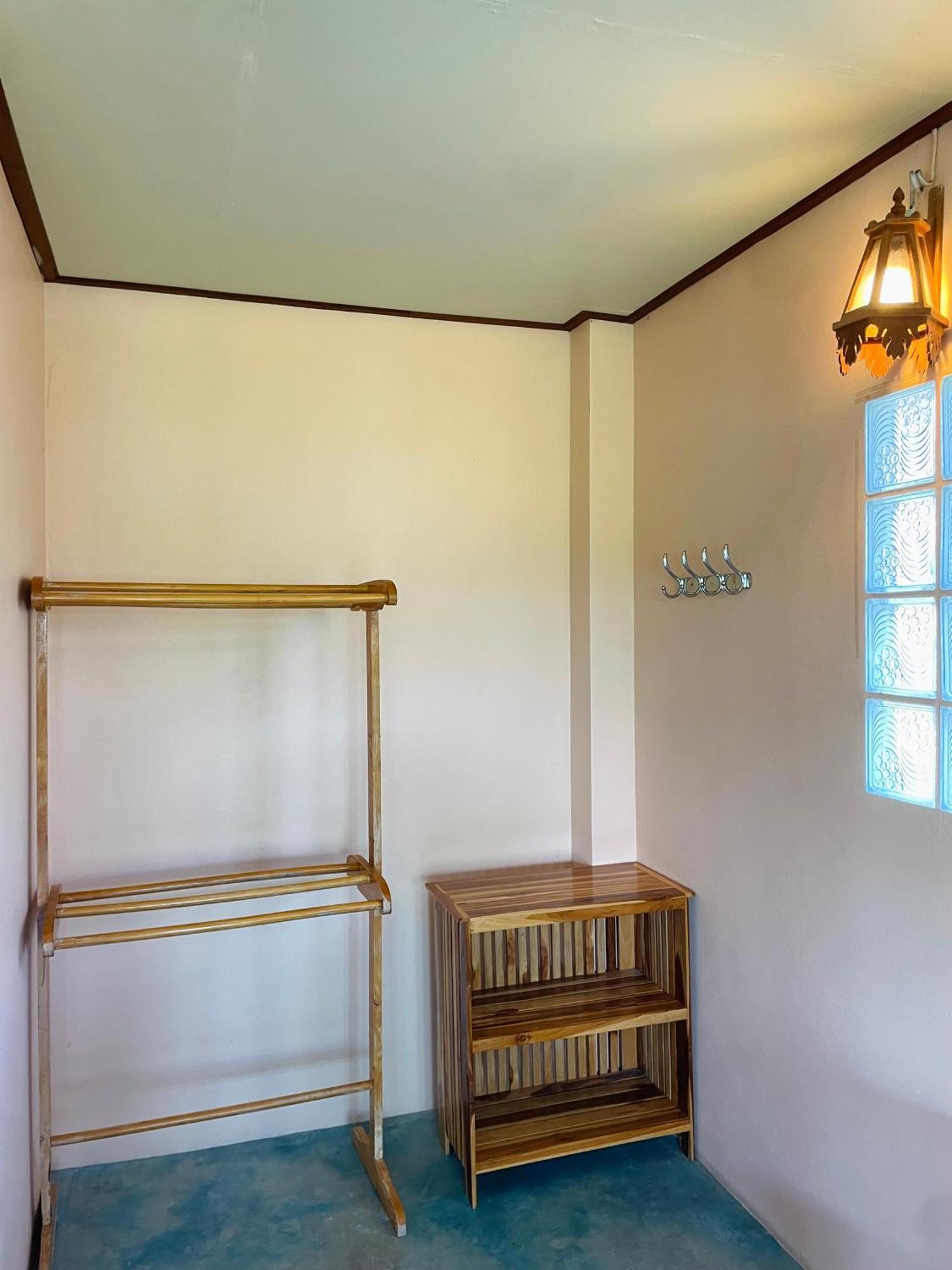 Markhouse Bungalow Ko Kut エクステリア 写真
