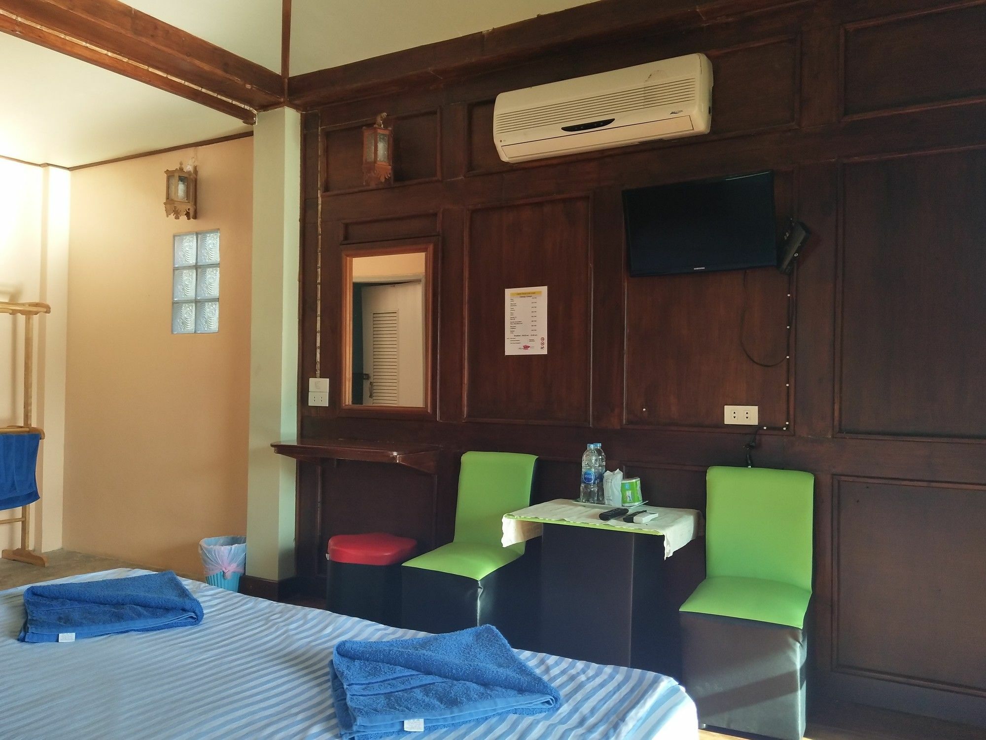 Markhouse Bungalow Ko Kut エクステリア 写真